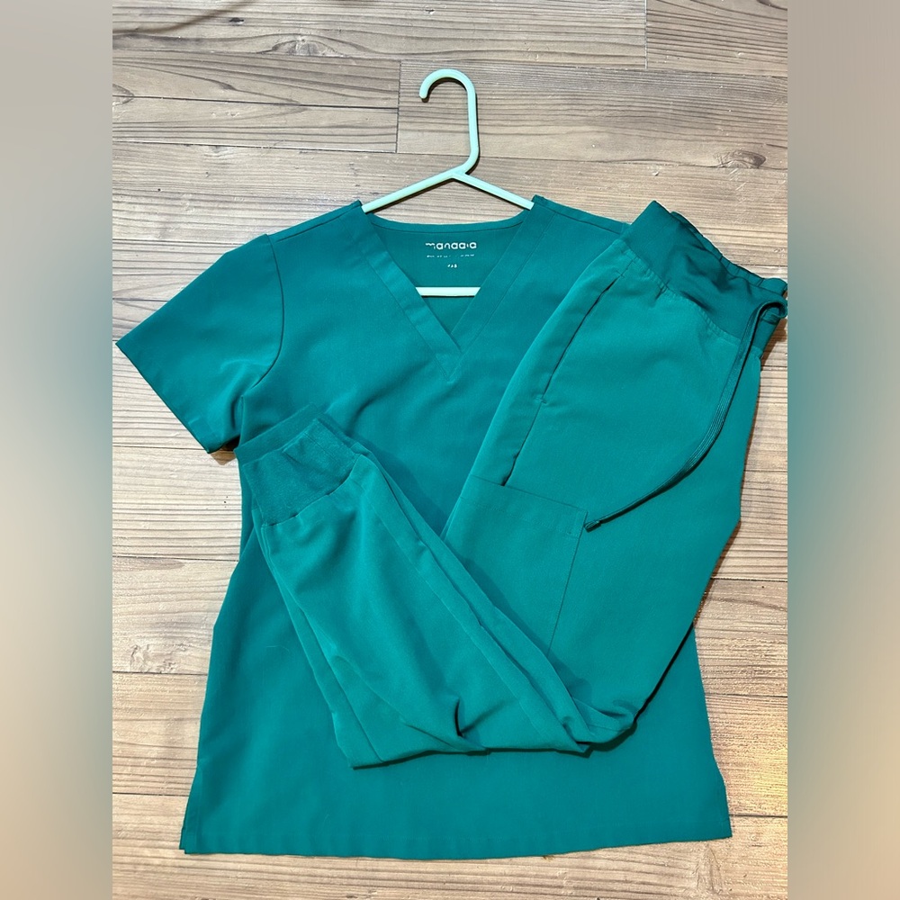 Mandala scrubs set